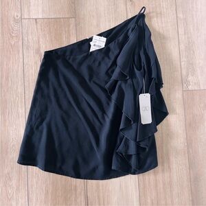 Elegant Black Ruffled One Shoulder Top